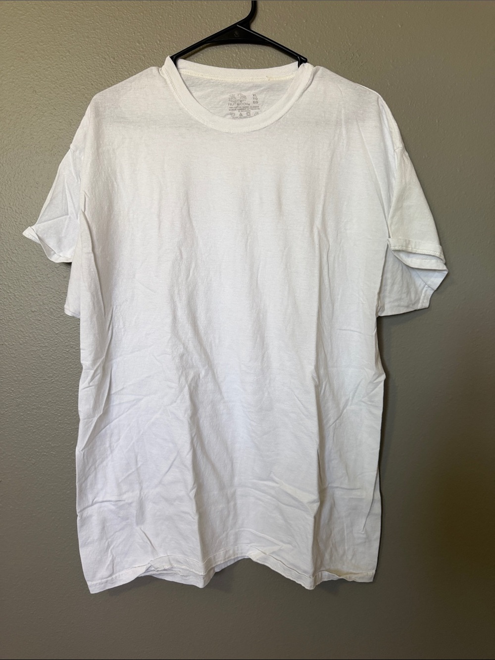 Men’s set of 10 Fruit of the Loom White Short Sleeve Crewneck T-Shirt